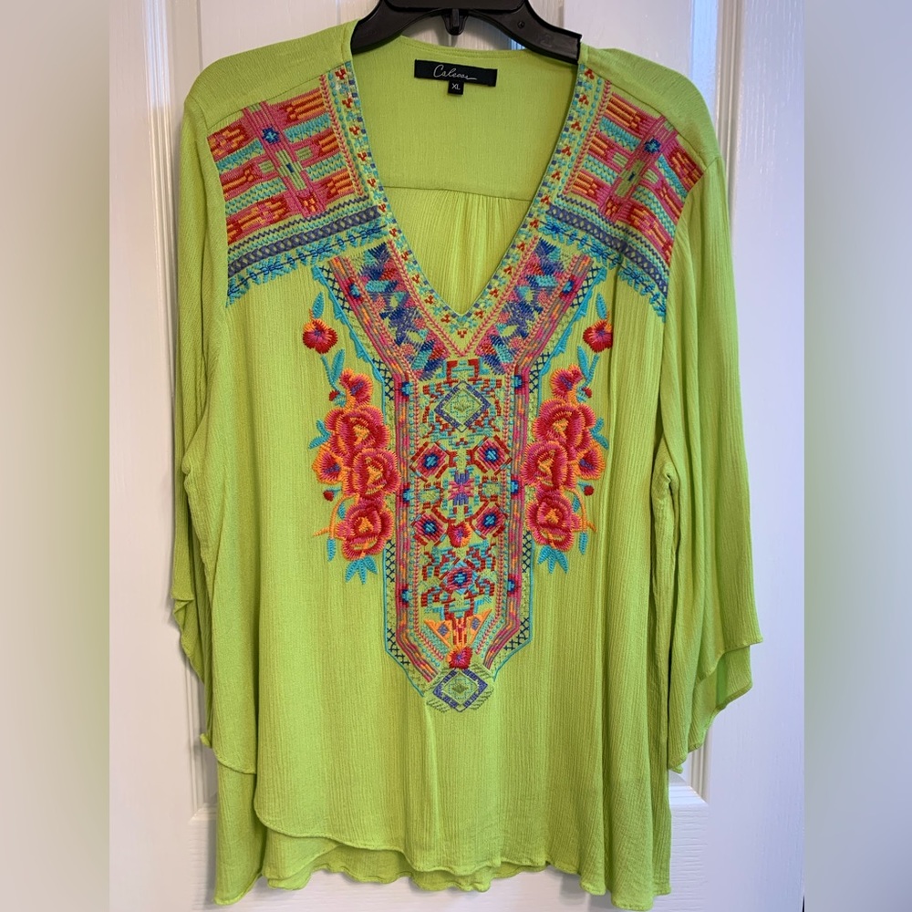 Calessa Embroidered Floral Tunic Top Blouse - XL - Green/Multicolored - NWOT